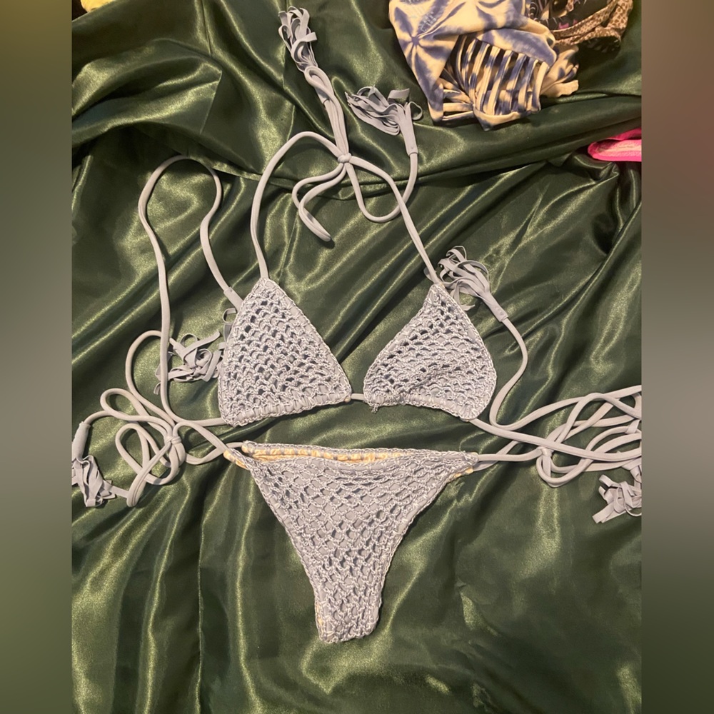 Acacia chrochet set
